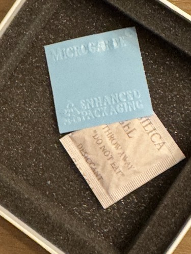 Marco de fotos cuadrado marrón Monica Rich Kosann de $655 4” x 4” nuevo en caja - Imagen 14 de 15