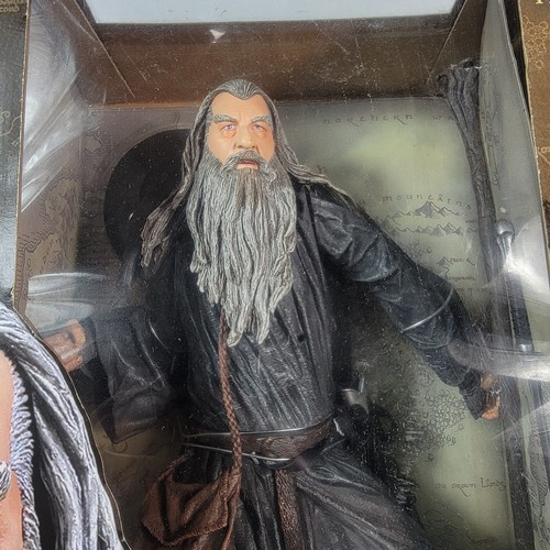 NECA Herr der Ringe Gandalf 20" Deluxe Talking Epic Figur Neu - Kartonschaden