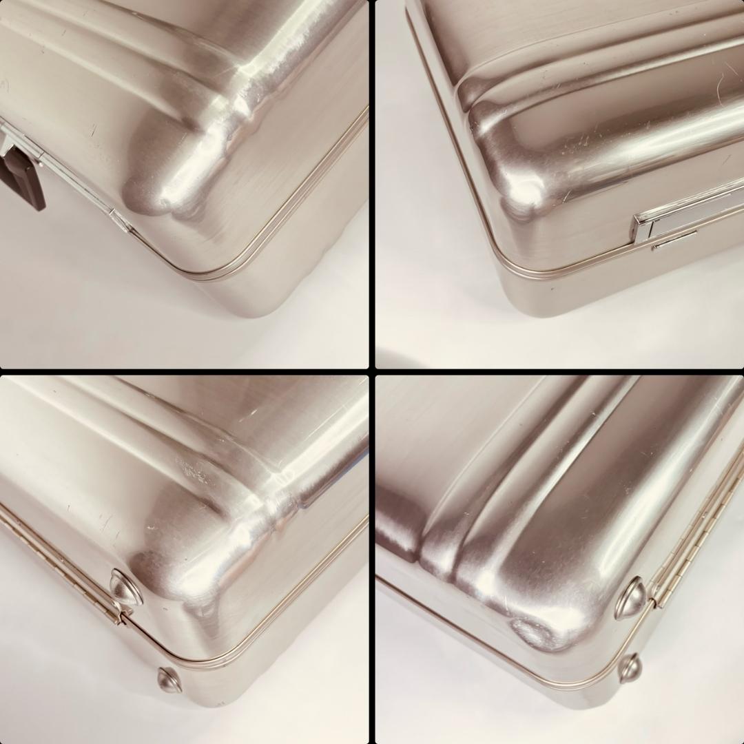 Rare Zero Halliburton Vintage Attache Case Champagne Gold Rare Zero Halliburton Vintage Attache Case Champagne Gold