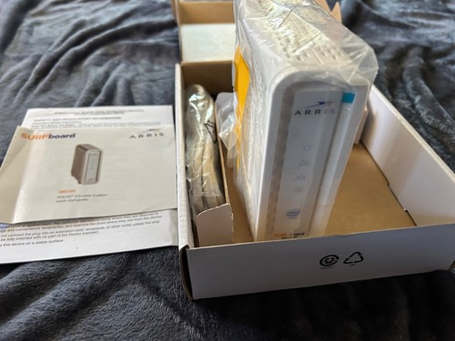 New, "Arris" surfboard 3.0 cable modem. 1.4 gbps. 32x8 channels. - Picture 3 of 6