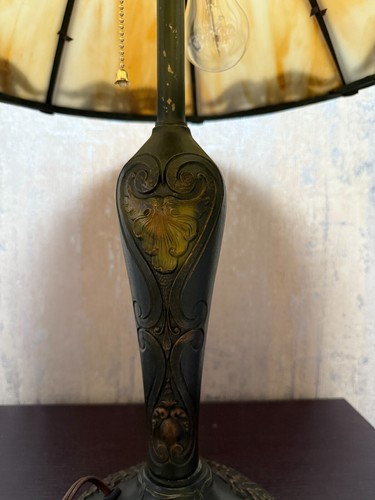 Eight Panel Slag Glass Table Lamp 23" Tall - Picture 12 of 12