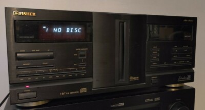 Fisher  Studio 24 cd management system - For repair or parts