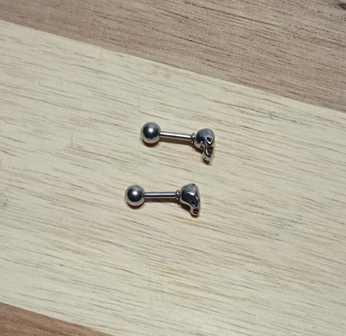 Piercing A Teschio - Foto 2 di 2