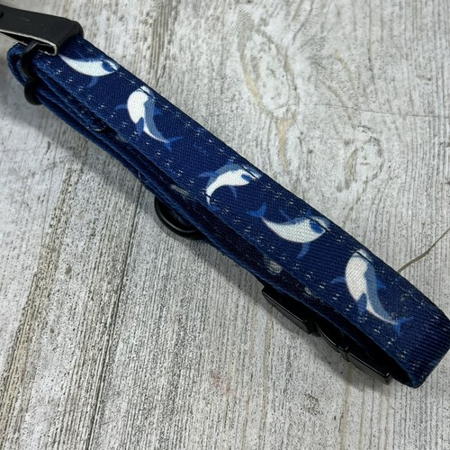 LUCY & CO. Cuello de perro The Shark Attack talla pequeña S (8-14"" (20-35 cm) mascota - NUEVO - Imagen 3 de 5