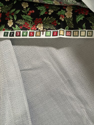 Cranston Prints Works Co HollyBerries Christmas BTY By The Yard X 43 in - Picture 5 of 6