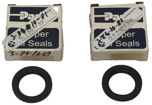 LOT OF 2 NEW IN BOX Parker 1QTR11 Oil Seal