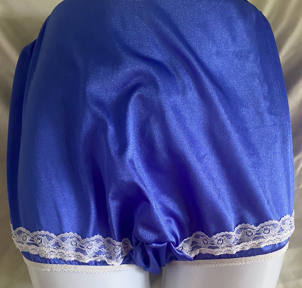 Bragas personalizadas azules con encaje blanco talla 8 refuerzo ancho