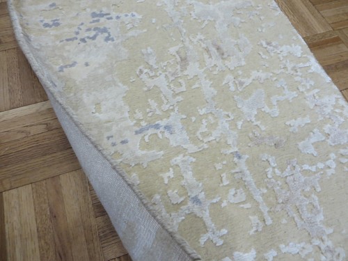 2 x 2'11 Hand Knotted Beige Modern Abstract Oriental Rug With Silk G9274 - Picture 7 of 8