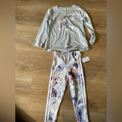 Adidas Light Gray and Floral Lounge Set 4t new with tags