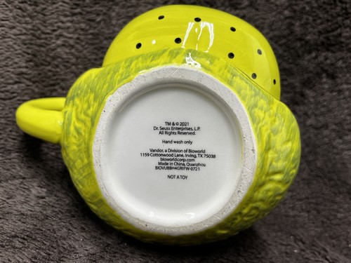 Dr. Seuss' The Grinch 3D Sculpted Green Ceramic Coffee Cup Mug Vandor - Picture 6 of 6