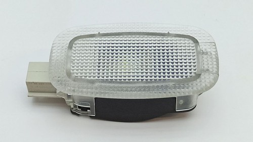 Mercedes-Benz E W212 2009 Front interior light A0026202101 PUM52993 - Picture 3 of 12