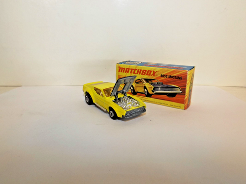 MATCHBOX S/F NO. 44-B BOSS MUSTANG YELLOW BODY, LIGHT AMBER WINDOWS MIB - Picture 2 of 8