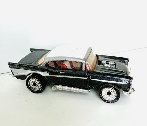 MATCHBOX SUPERFAST PREMIERE WORLD CLASS SERIES 6 BLACK/WHIT 57 CHEVY 1 OF 25,000