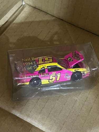 Neil Bonnett #51 Country Time 1994 Chevy Lumina 1:64 Diecast NASCAR Car - Picture 4 of 5