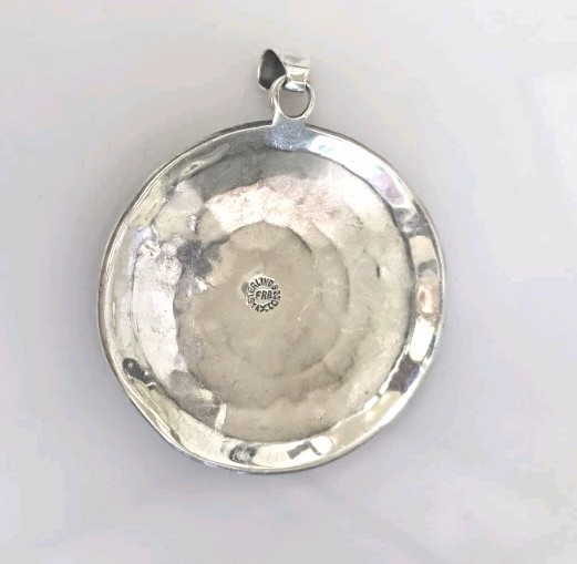 Picture 3 of 4