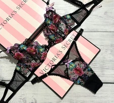 Victoria’s Secret Dark Blossom Embroidery Unlined Low-Cut Demi Bra Set Blossom