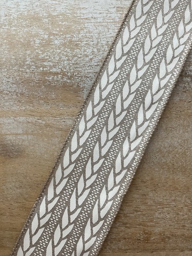 5 YARDS TAN & IVORY BASKETWEAVE WIRE EDGE RIBBON 2 1/2 Wide - Picture 4 of 5