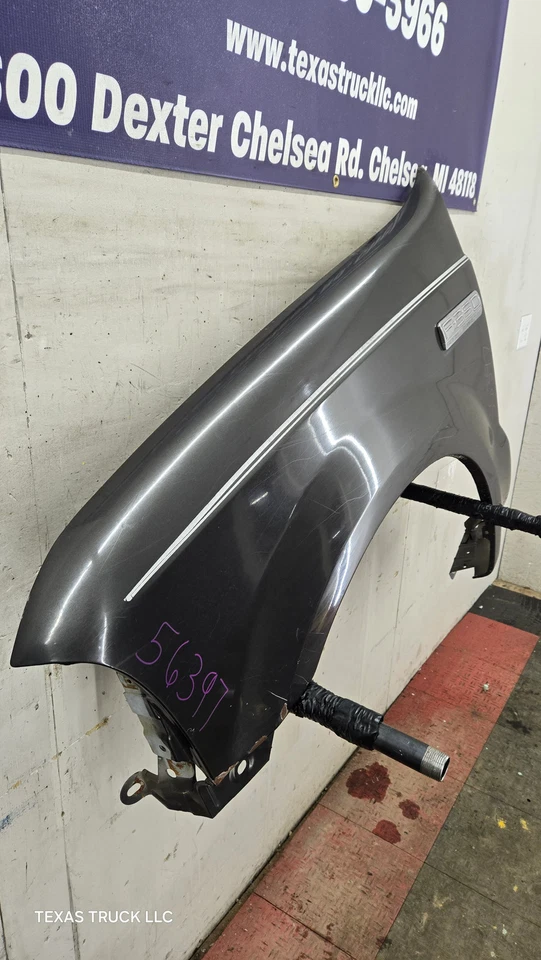 Guardabarros delantero derecho Ford Super Duty 1999-2007 lado del conductor F250 F350 F450 F550 Excurs Foto 3 de 4