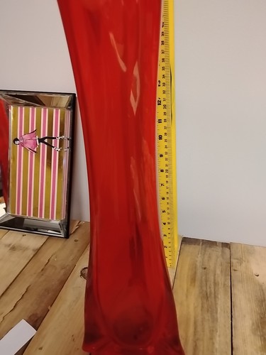 Vtg Viking Swung Glass Vase 24" Red Ribbed Triangular Bottom HEAVY - Picture 3 of 9
