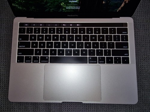 Apple MacBook Pro 2019 13.3zoll - Photo 3/8