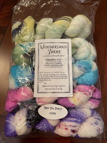 Wonderland Yarns Cheshire Cat / 5 Knäuel Pack - MAD TEA PARTY Socke Fingern Merino