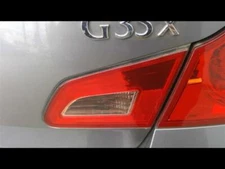 07 08 INFINITI G35 Right Inner Tail Light Assembly