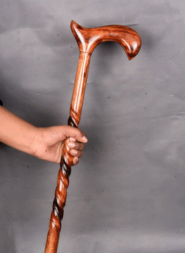 Wooden Walking Stick - Secure Handcrafted Wood Hiking Cane - Walking stick for M - 第 9/9 張圖片