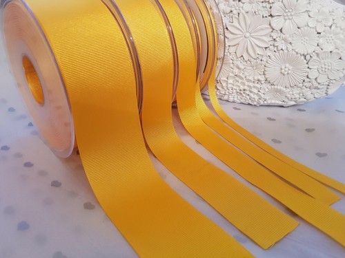 Berisfords YELLOW - Satin, Sheer & Grosgrain Ribbon 679 & 9032 - 3mm to 70mm - Picture 3 of 25