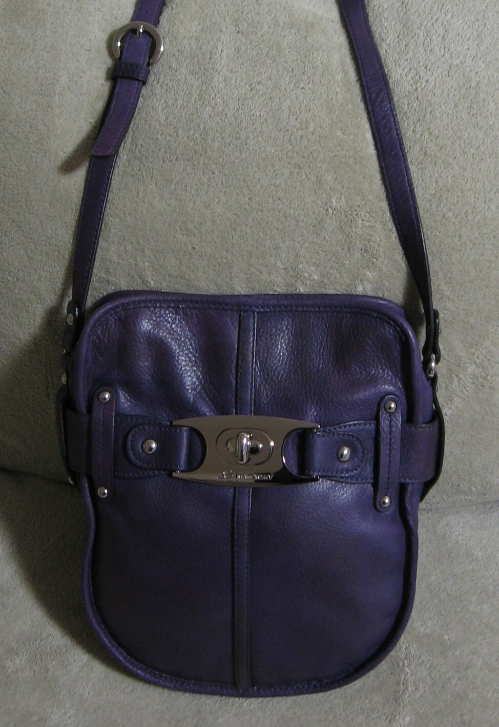 Picture 1 of 3
