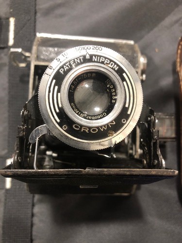 RARE VINTAGE MINOLTA Crown FOLDING CAMERA W/ CASE 75mm PATENT NIPPON CROWN WWII - Picture 2 of 9