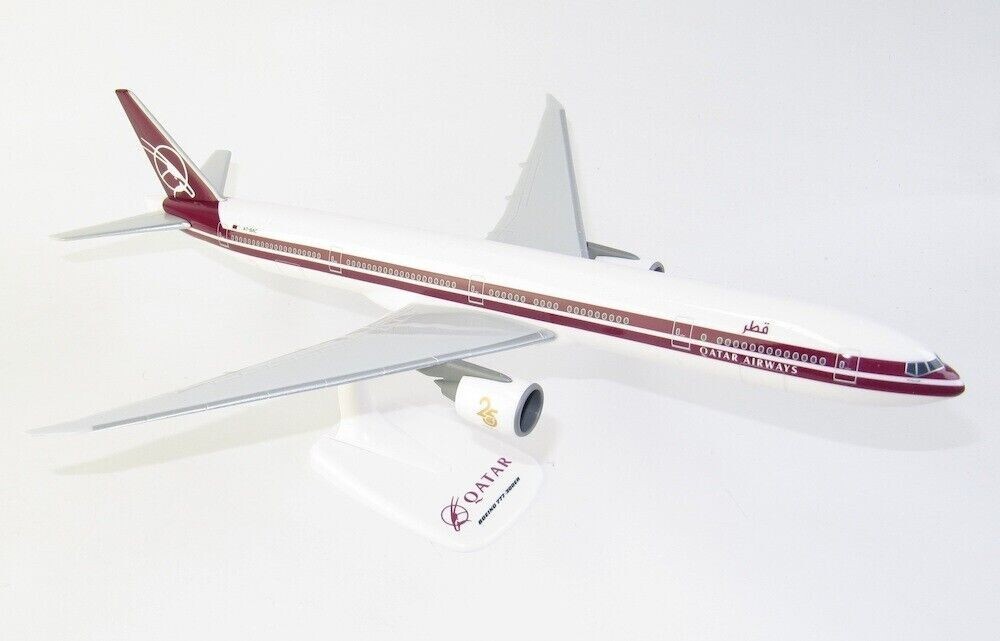1/200　Qatar Airways Boeing 777-300ER Qatar Airways Boeing 777-300ER A7-BAC RETRO 1/200 scale