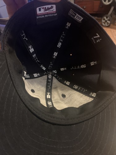 New York Yankees New Era 7 1/4 hat - Picture 11 of 11
