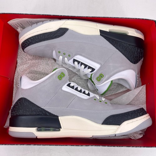 Air Jordan 3 Retro "CHLOROPHYLL" 2018 - Size 13 - 136064 006 (10307-17) - Picture 9 of 11