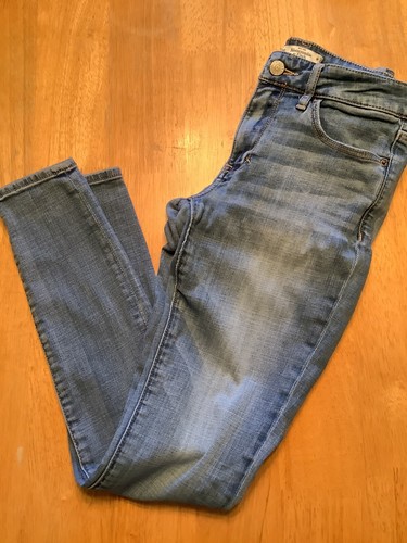 ABERCROMBIE & FITCH JEANS LIGHT WASH SIZE 2S - Picture 5 of 8