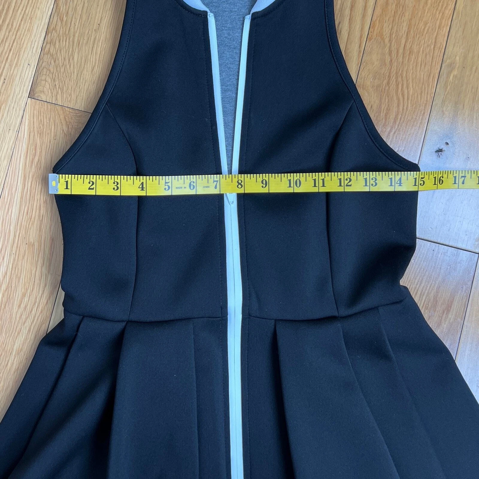 Abito subacqueo nero T di Alexander Wang in neoprene a pieghe taglia M