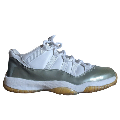 Jordan 11 Retro 2001 Low Metallic W