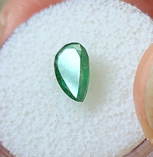 EMERALD .94 CARAT NATURAL COLOMBIAN EMERALD LOOSE STONE PEAR SHAPE CUT GEMSTONE - Picture 2 of 12