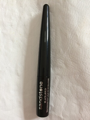 Sandstone Black & Bold Waterproof Liquid Eyeliner 1,7 ml