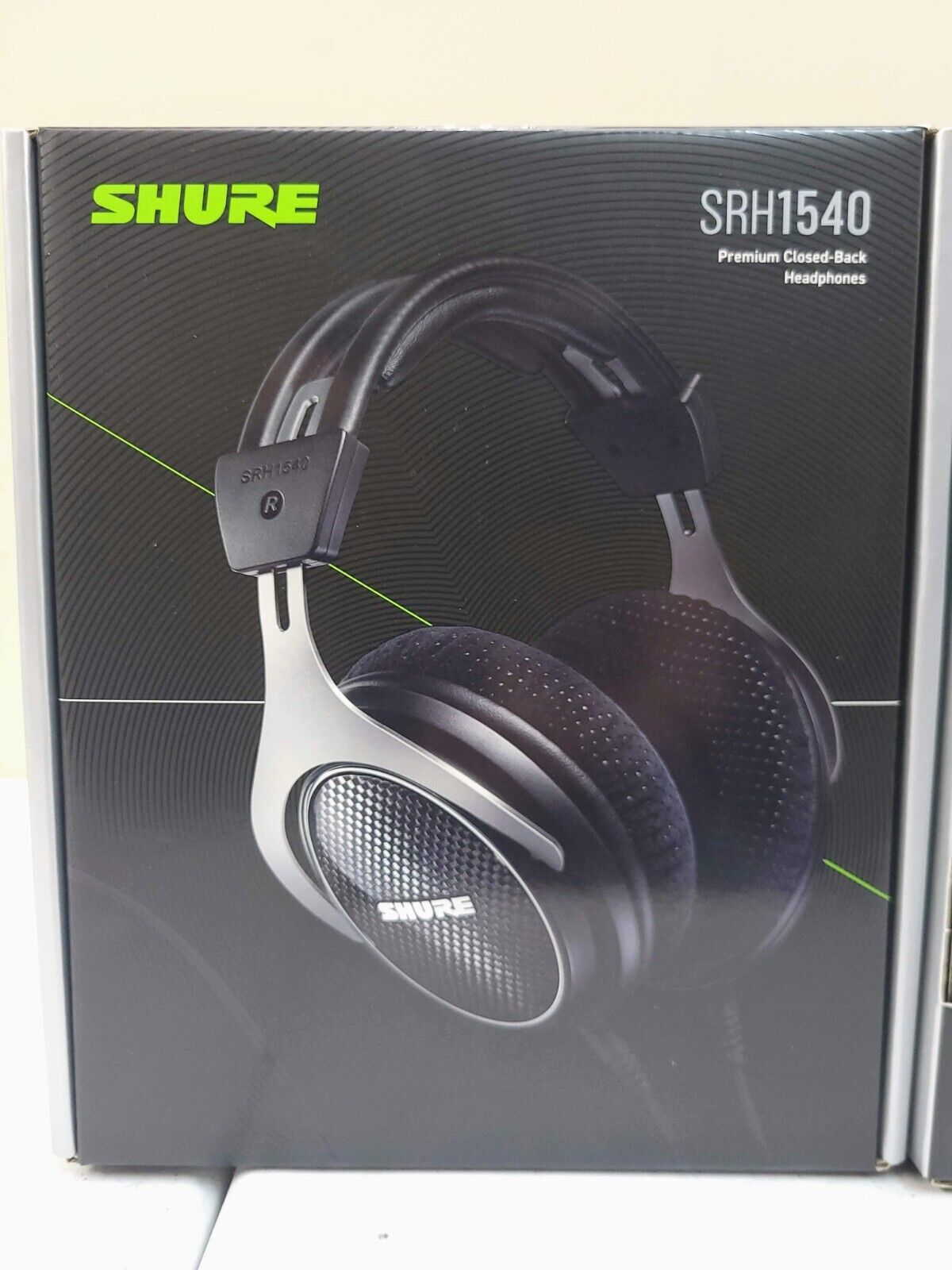 SHURE SRH1540 Premium Closed-Back Headphones New 42406656313 | eBay