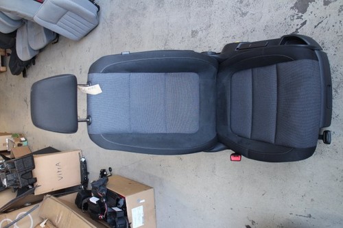 Fahrersitz Original VW Golf Plus 1.4 TSI 90KW 4türig Modell 2012