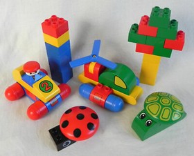 Lego Duplo Set "Cute Vehicles" #2400 Complete, 31 Parts + 1 Minifig, Car Helicop