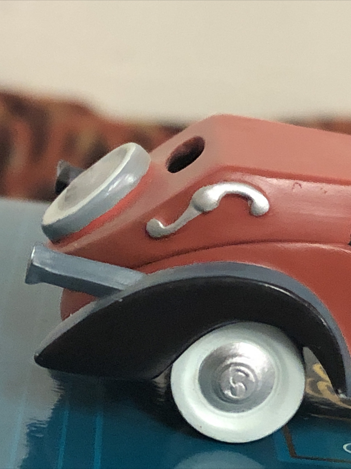 Picture 3 of 14