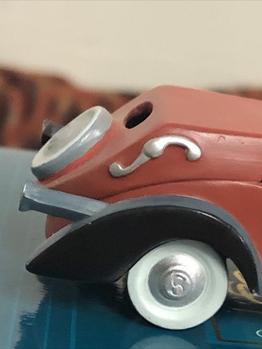 Walt Disney Classics Collection CRUELLA'S CAR - 101 DALMATIANS Fine Brand New - Picture 3 of 14