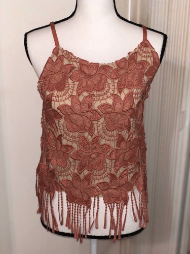 Alice & Olivia Pink 2 Piece Knitted Fringe , Size 6 skirt/ size 4 top - Bild 10 von 12