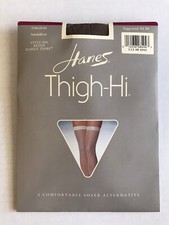Hanes Thigh-Hi Sandalfoot Style 606 Barely There Size Petite Vintage New