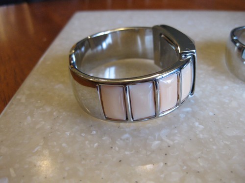 Silver Tone & Pale Pink Rose Quartz? ARIA Watch & Bracelet Set / Unworn Orig Box - Picture 7 of 12