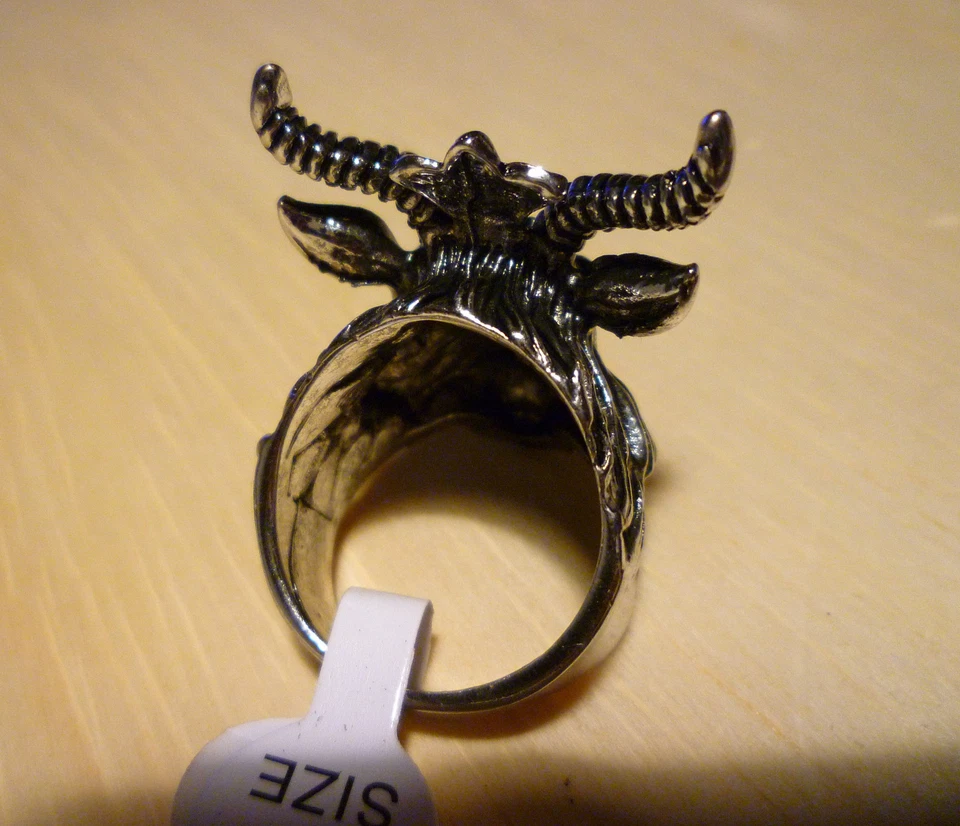 Ultimate "Horned Titan Head" (Aço Titânio) RAM - (Pesado!) - Imagem 4 de 4