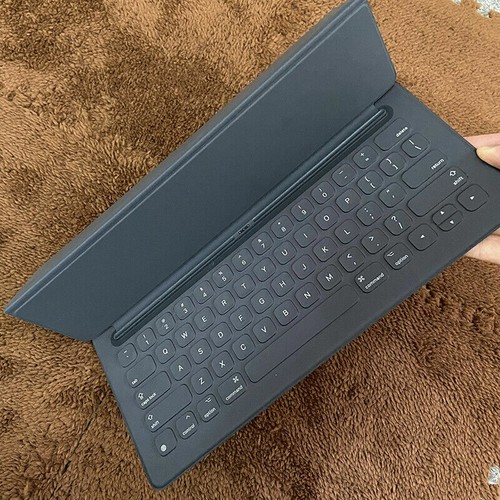 Apple iPad Pro 12.9" 1st/2nd Gen Smart Keyboard - Unused A1636 Magnetic - Picture 2 of 8