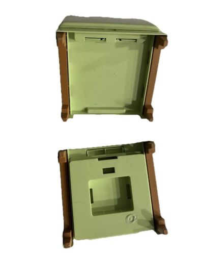 Barbie Totally Real Fold Up Dollhouse Green Chair and Ottoman Replacement 2005 - Picture 4 of 6