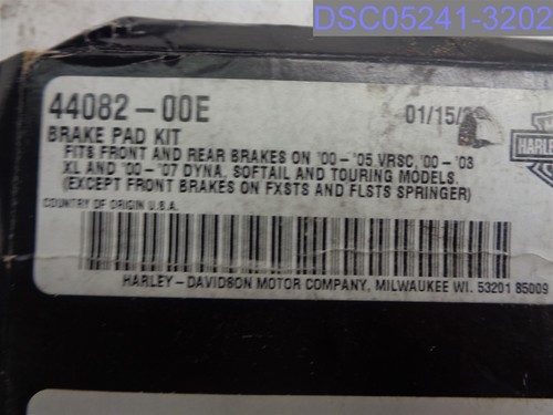 Harley Davidson OEM- 44082-00E Brake Pad Kit - Foto 2 di 4